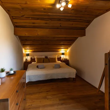 Les Lucioles, 14p - *