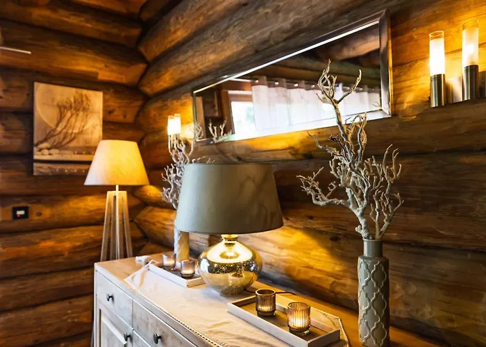 Les Lucioles, 14p - Horská chata *